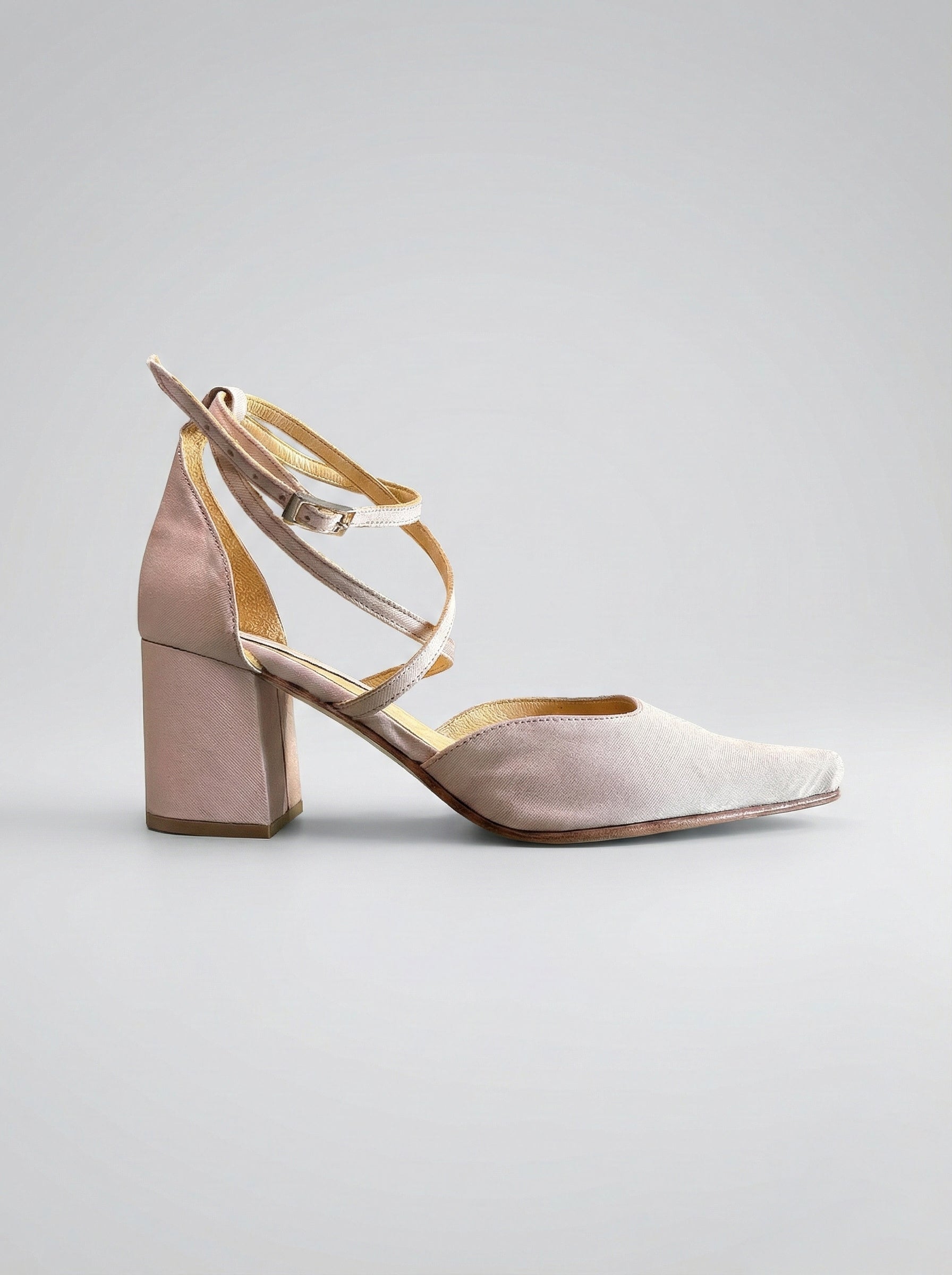 Tacón Victoria Champaña