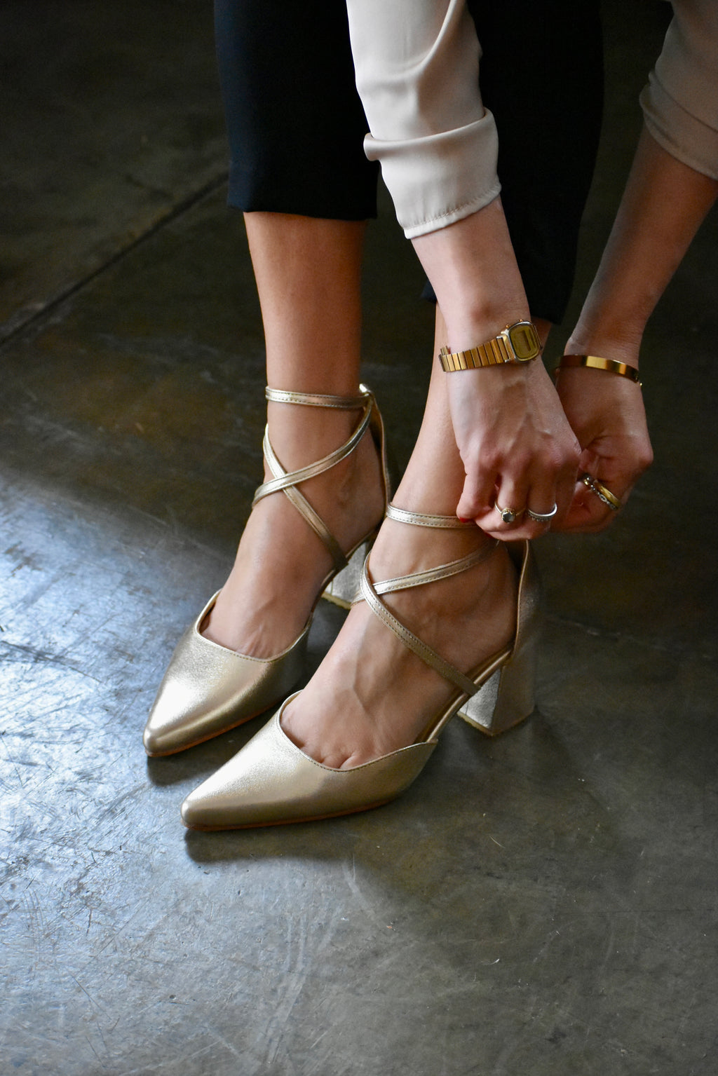 Tacón Victoria Dorado