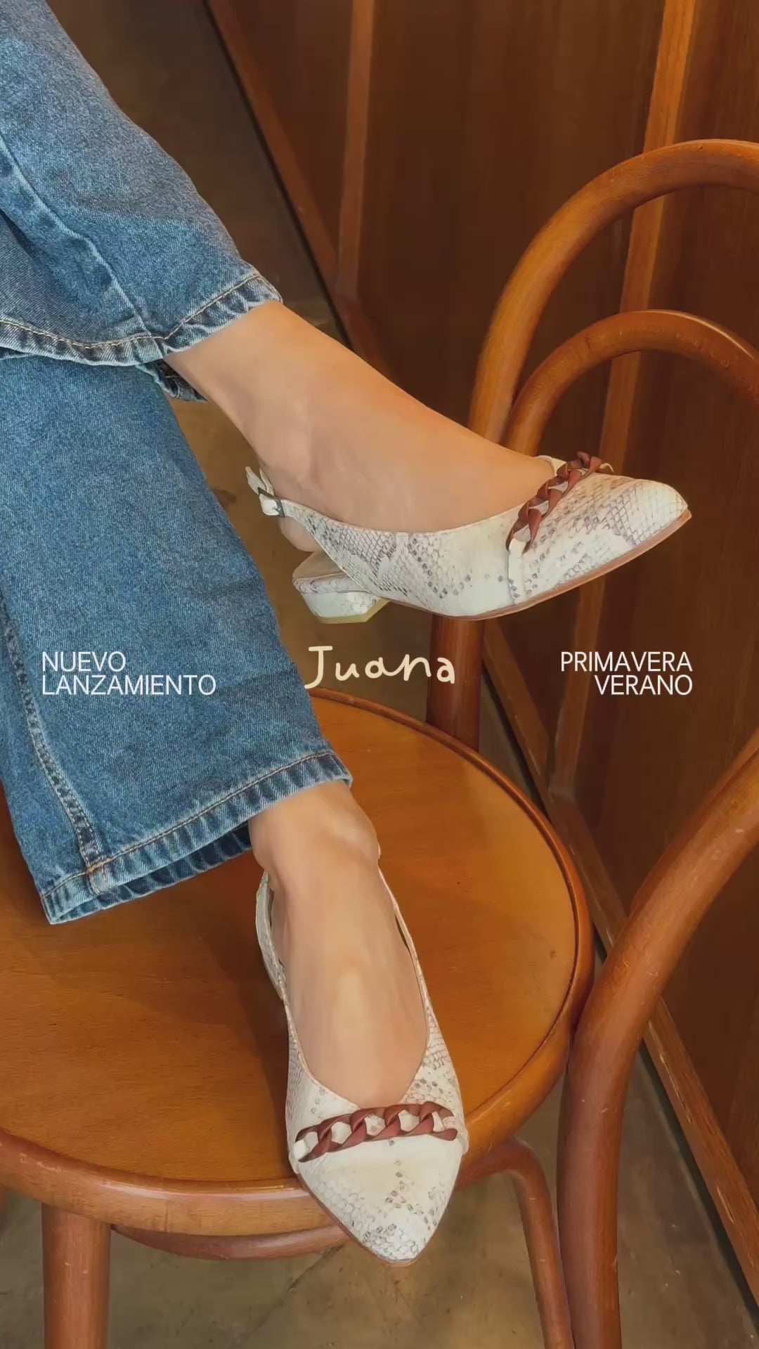 Ballerina Juana Cadena Serpiente